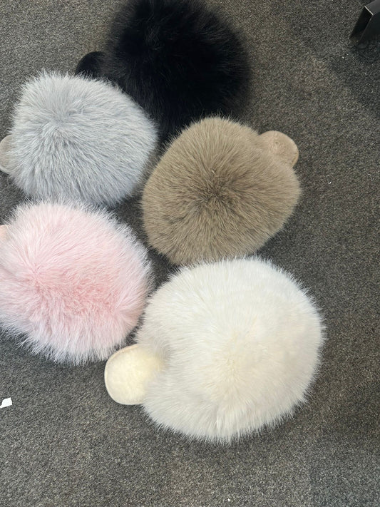Faux fur slippers